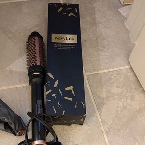 Wavytalk Heated Round Brush - Black with Rose Gold Barrel